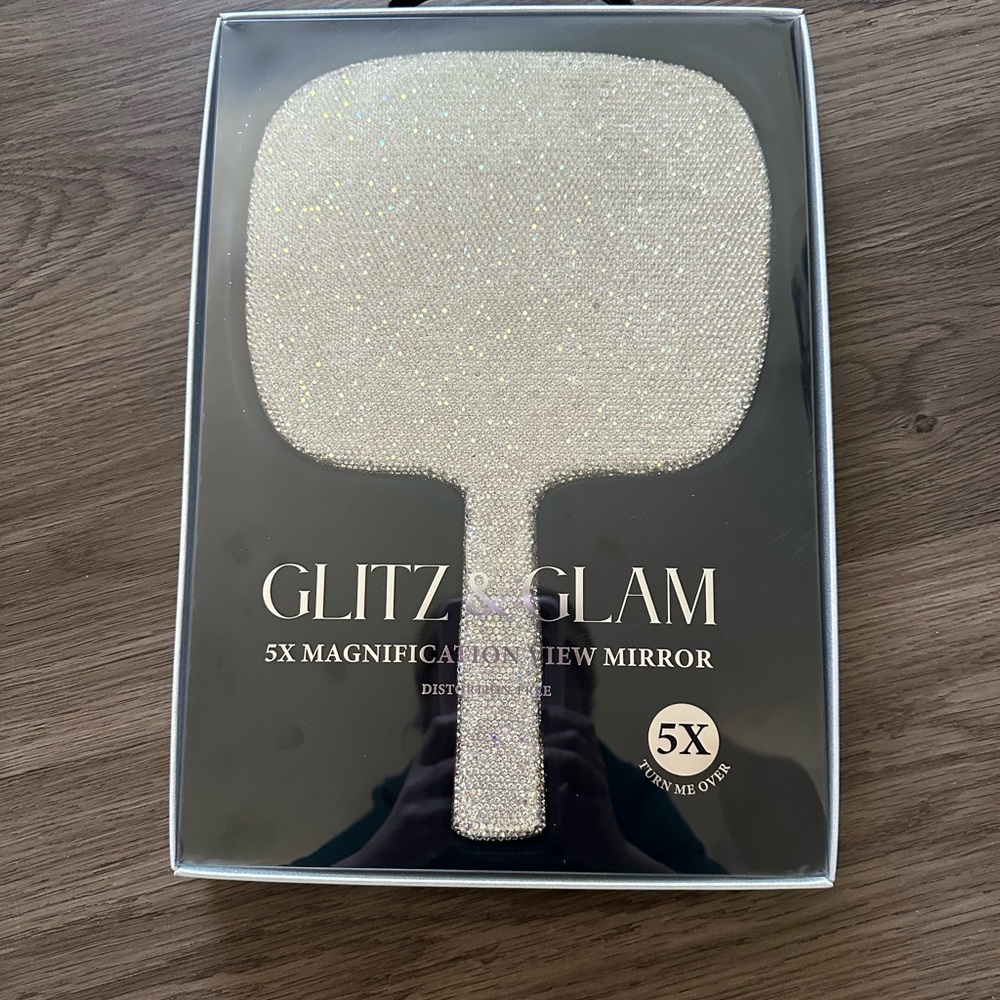 Glitz & Glam Mirror